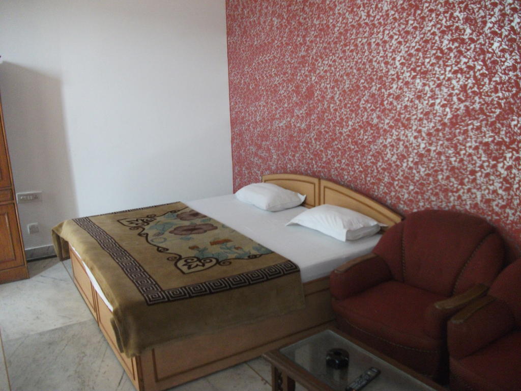 Hotel Shalimar Neu-Delhi Zimmer foto